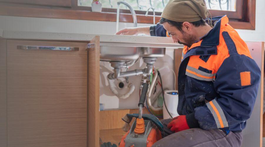 Local expert plumbing services in Holden, WV